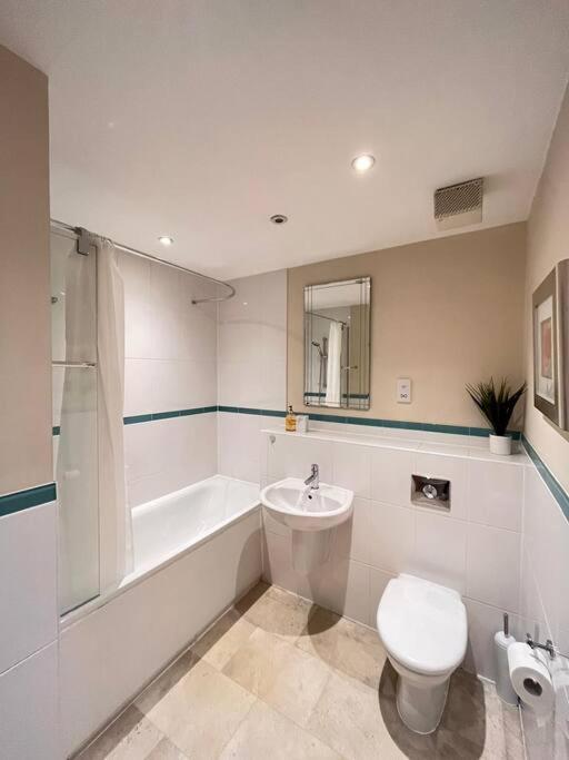 Space And Comfort In Summertown อ็อกซ์ฟอร์ด ภายนอก รูปภาพ