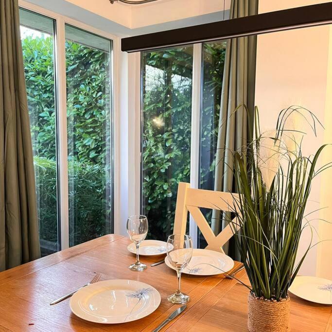 Space And Comfort In Summertown อ็อกซ์ฟอร์ด ภายนอก รูปภาพ